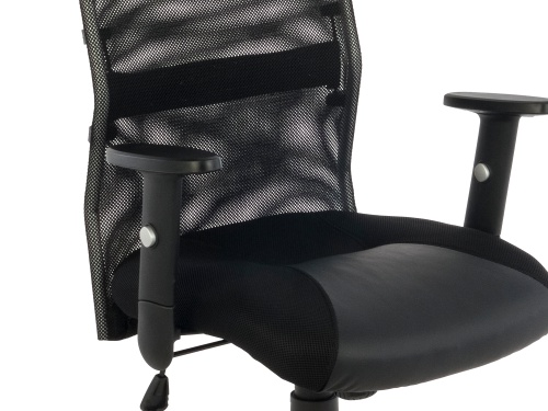 GRO-PlusR forgószék állítható karfákkal